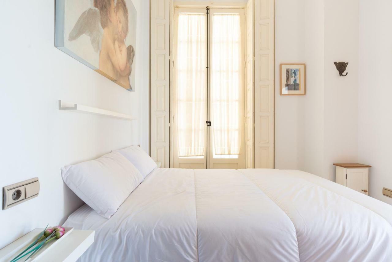 Lu&Cia Picasso Apartment Malaga Bagian luar foto