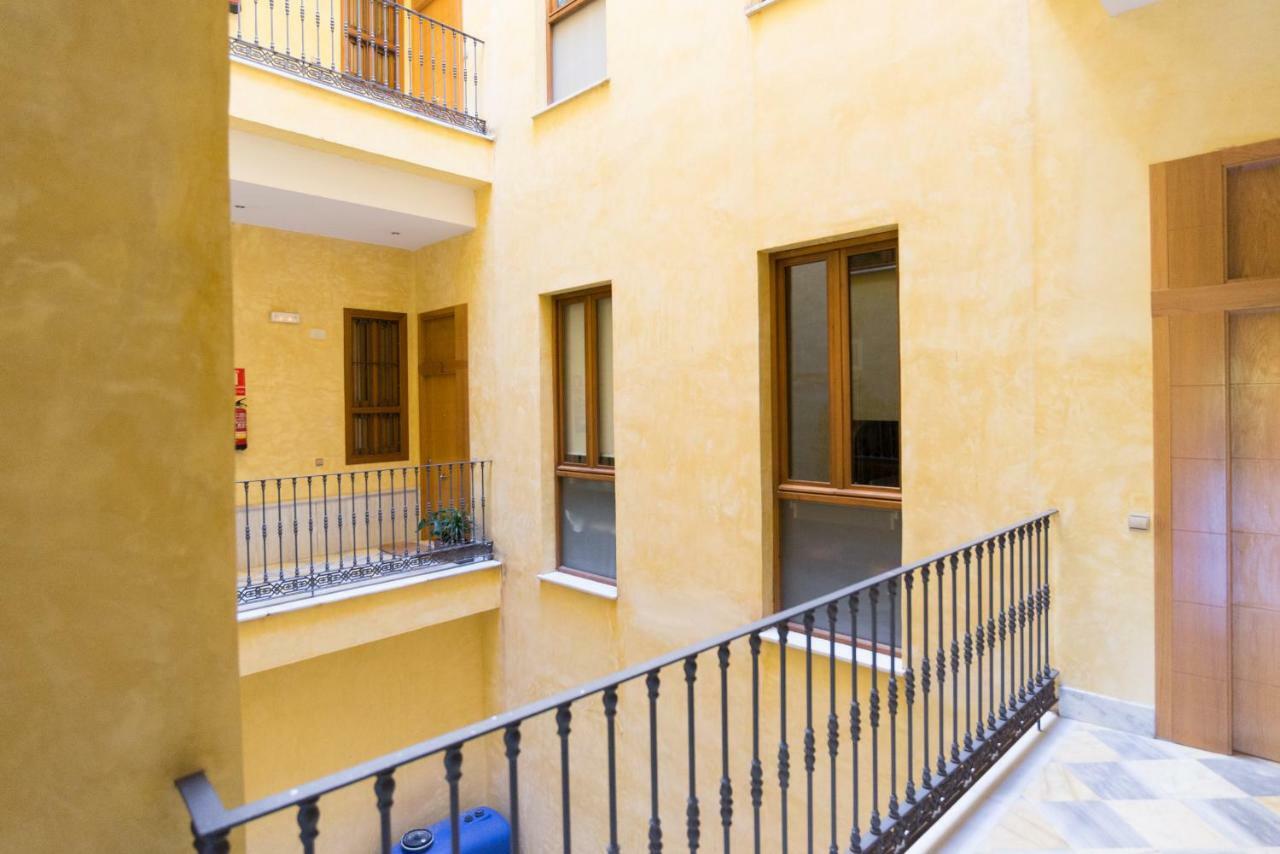 Lu&Cia Picasso Apartment Malaga Bagian luar foto
